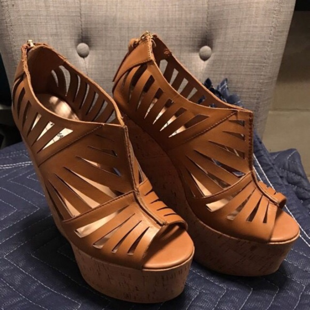 Steve Madden Wedges Size 6.5